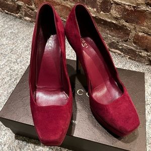 Gucci Scamosciato Shoes